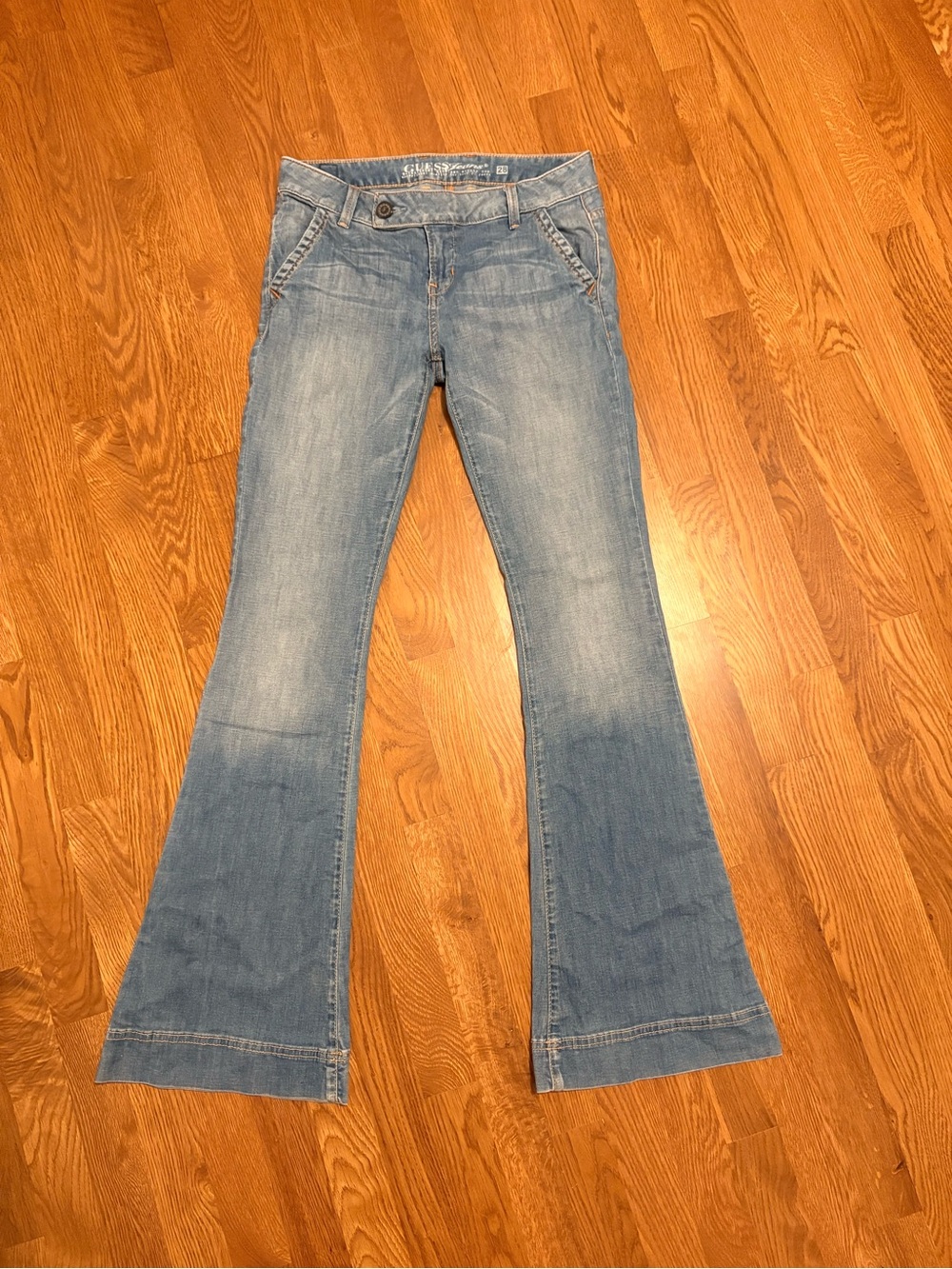 Light Blue Guess Brand Flared Women’s Mid Rise-low rise Jeans